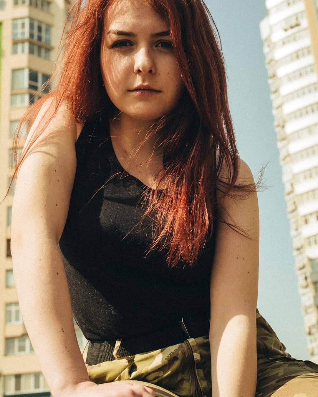 Обличчя Азовсталі: якими є звільнені з полону захисники Маріуполя поза війною