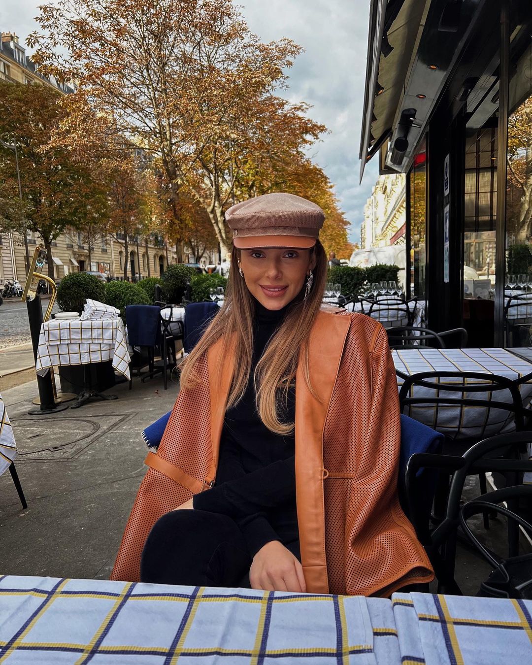 Пробегают мурашки по телу: Макс Барских представил новую песню о любви на расстоянии