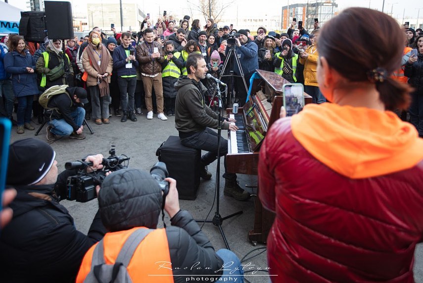 &quot;Деньги на войне - это плохо&quot;: Святослав Вакарчук рассказал, сколько сейчас зарабатывает