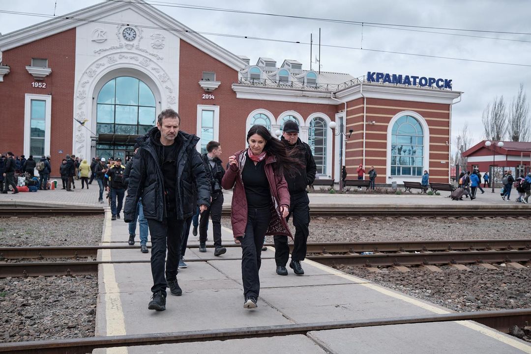 "Гроші на війні - це погано": Святослав Вакарчук розповів, скільки зараз заробляє