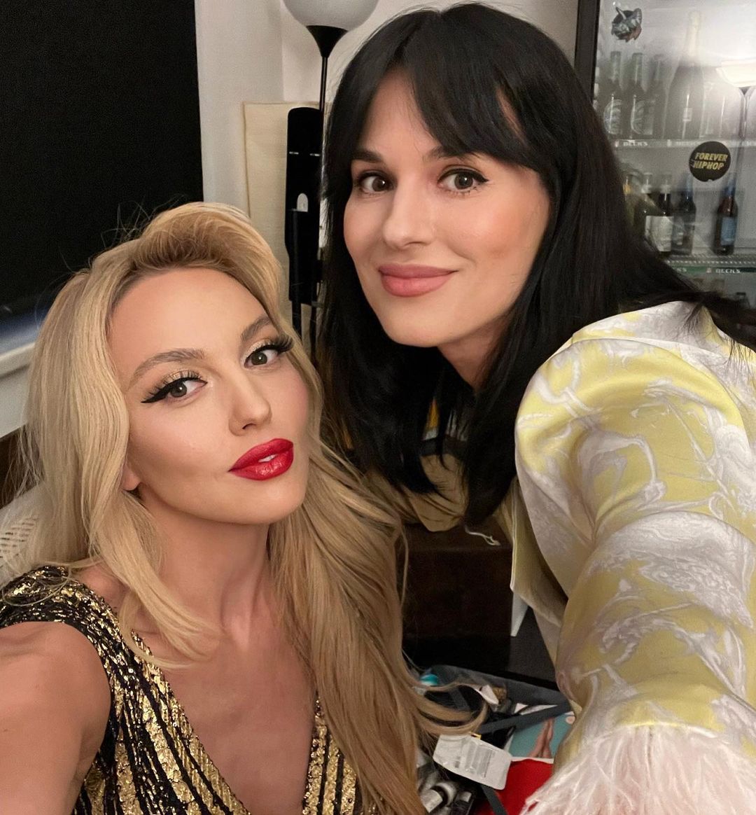 "Колись я буду вдячна цій війні": Маша Єфросиніна розповіла, чим зараз заробляє та чому не переходила на українську