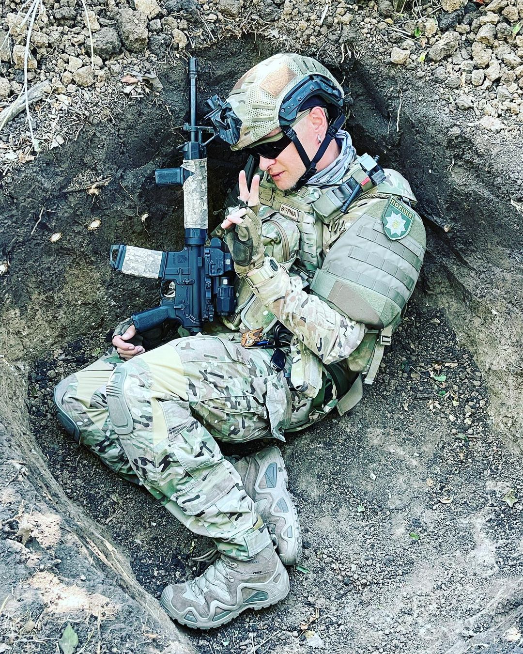 &quot;Он оказался нормальным&quot;: Андрей Хливнюк откровенно рассказал, с кем из россиян общается с передовой