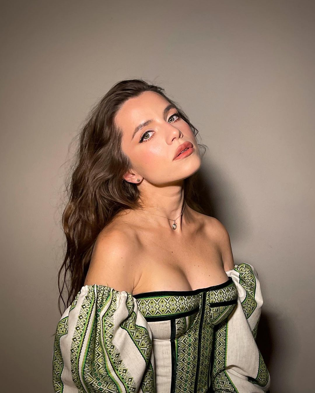 Христине Соловий - 30! Как сейчас выглядит одна из самых горячих певиц Украины (откровенные фото)