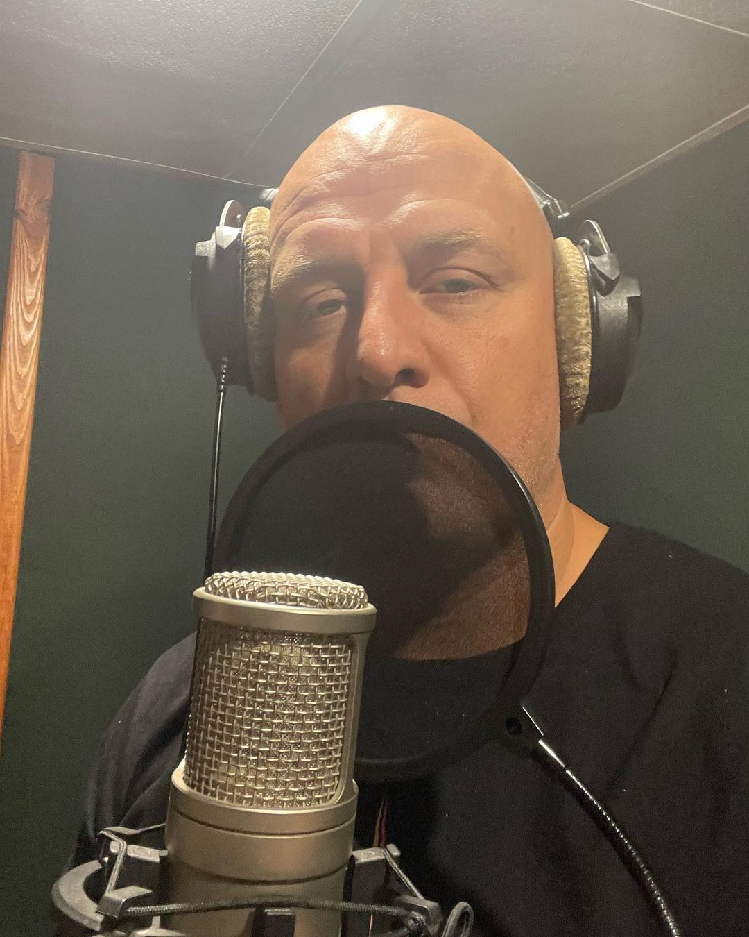 &quot;Скоріш забути б той триклятий лютий&quot;: Потап спел об Украине после победы