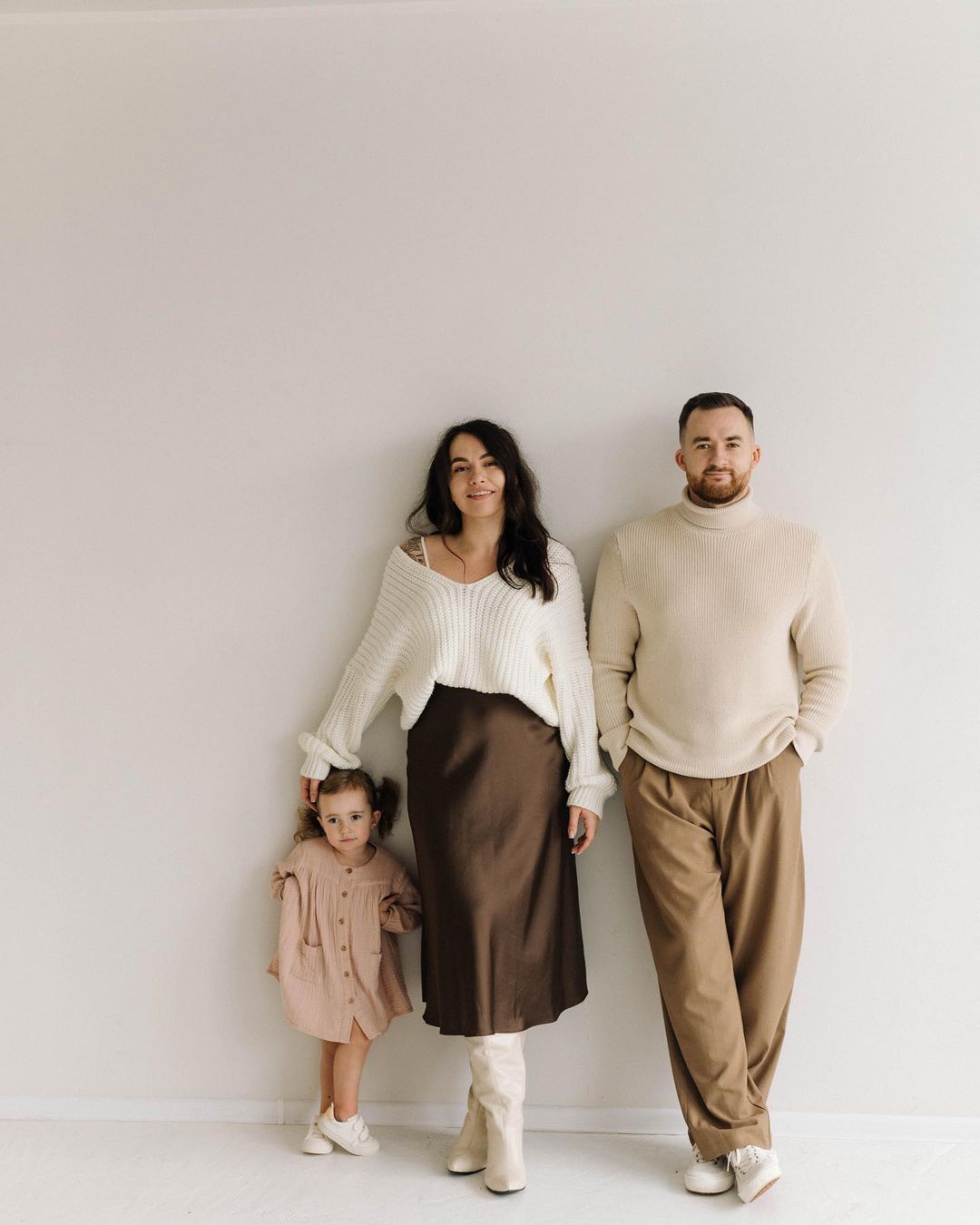 Блогерка Кошарська розповіла про вагітність і показала реакцію рідних: зворушливе відео