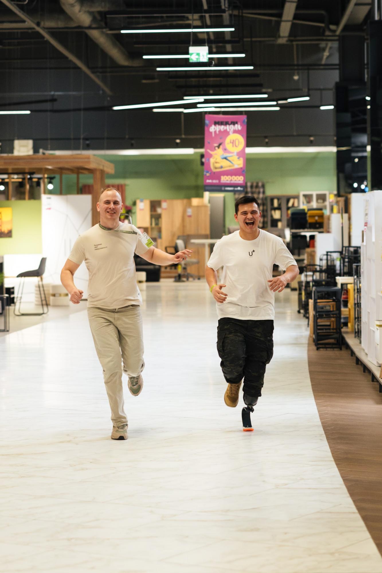 В Киеве военным передали новейшие протезы для бега и активной жизни