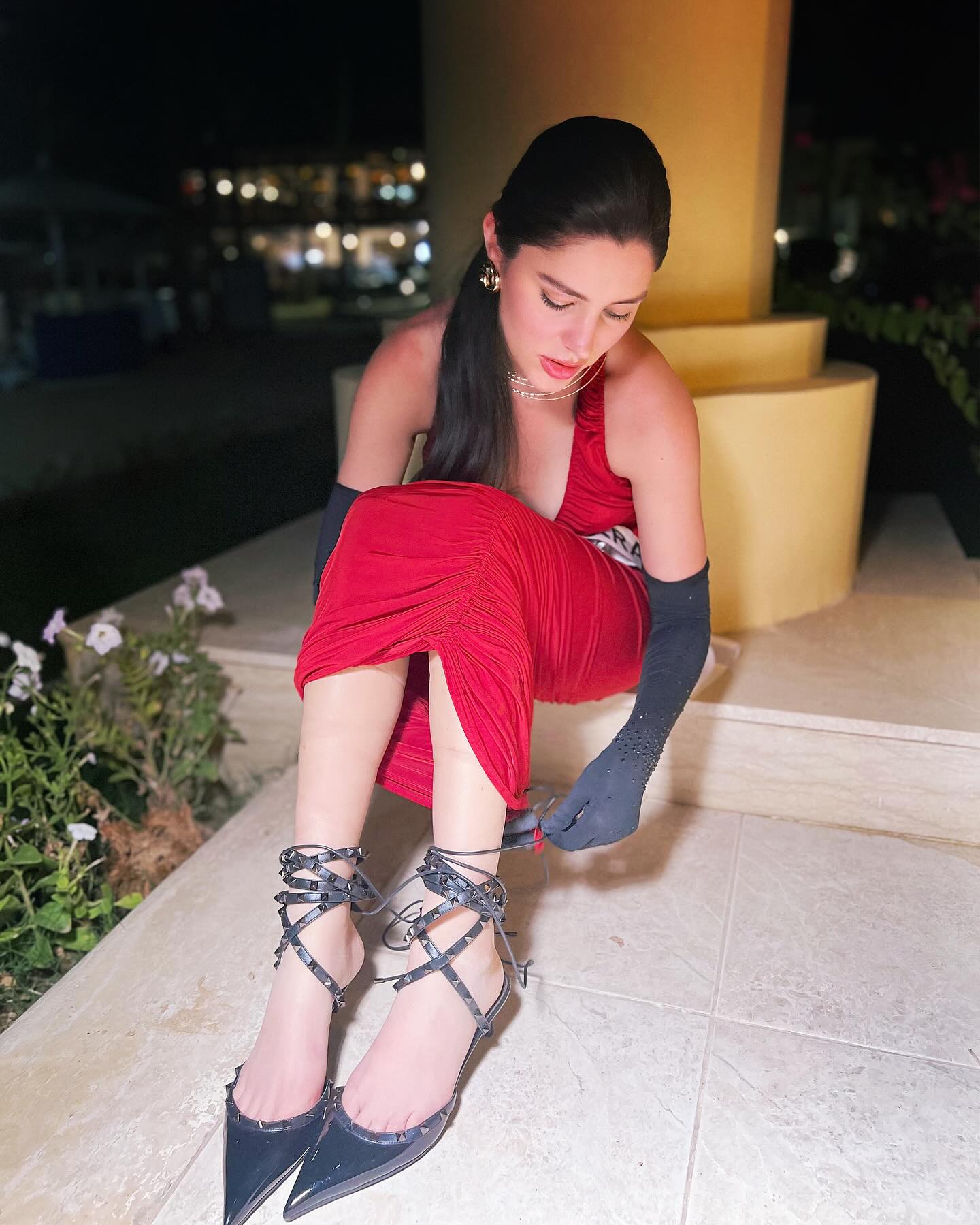 Ангелина Усанова в романтическом образе показала важность любви к себе (фото)