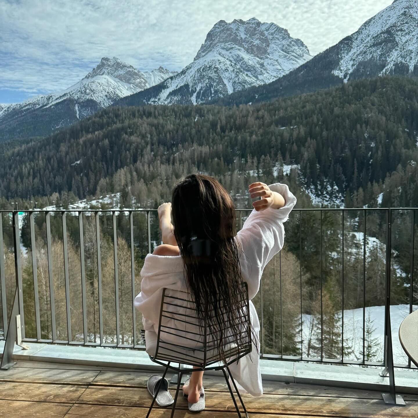 "Мисс Вселенная Украина" Ангелина Усанова показала соблазнительные фото с отдыха