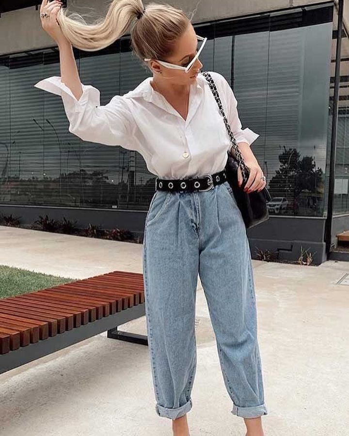 Еще вчера были в антитрендах, а сегодня снова на пике моды. Как выглядят самые стильные джинсы 2023 года