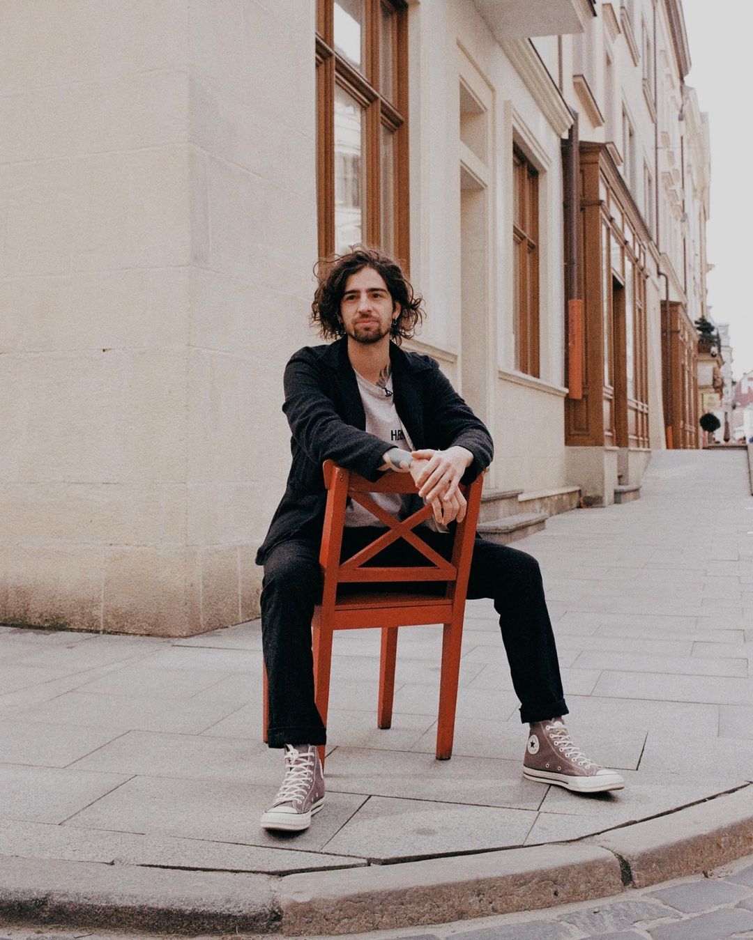 &quot;Переобулись&quot; или изменили убеждения? Какими стали русскоязычные украинские звезды за год войны