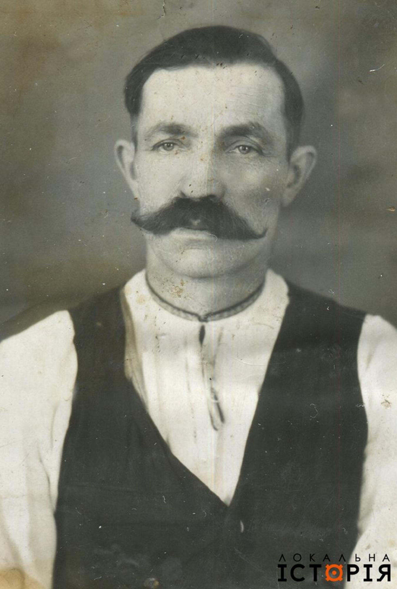 Ось такі фантастичні вуса носили чоловіки Галичини на початку 20 сторіччя: унікальні фото