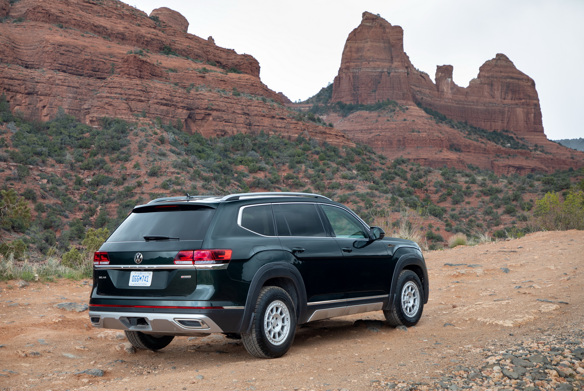 "Вистрелити" у будь-який момент: Volkswagen відкликає 50 тисяч кросоверів через несправні подушки безпеки