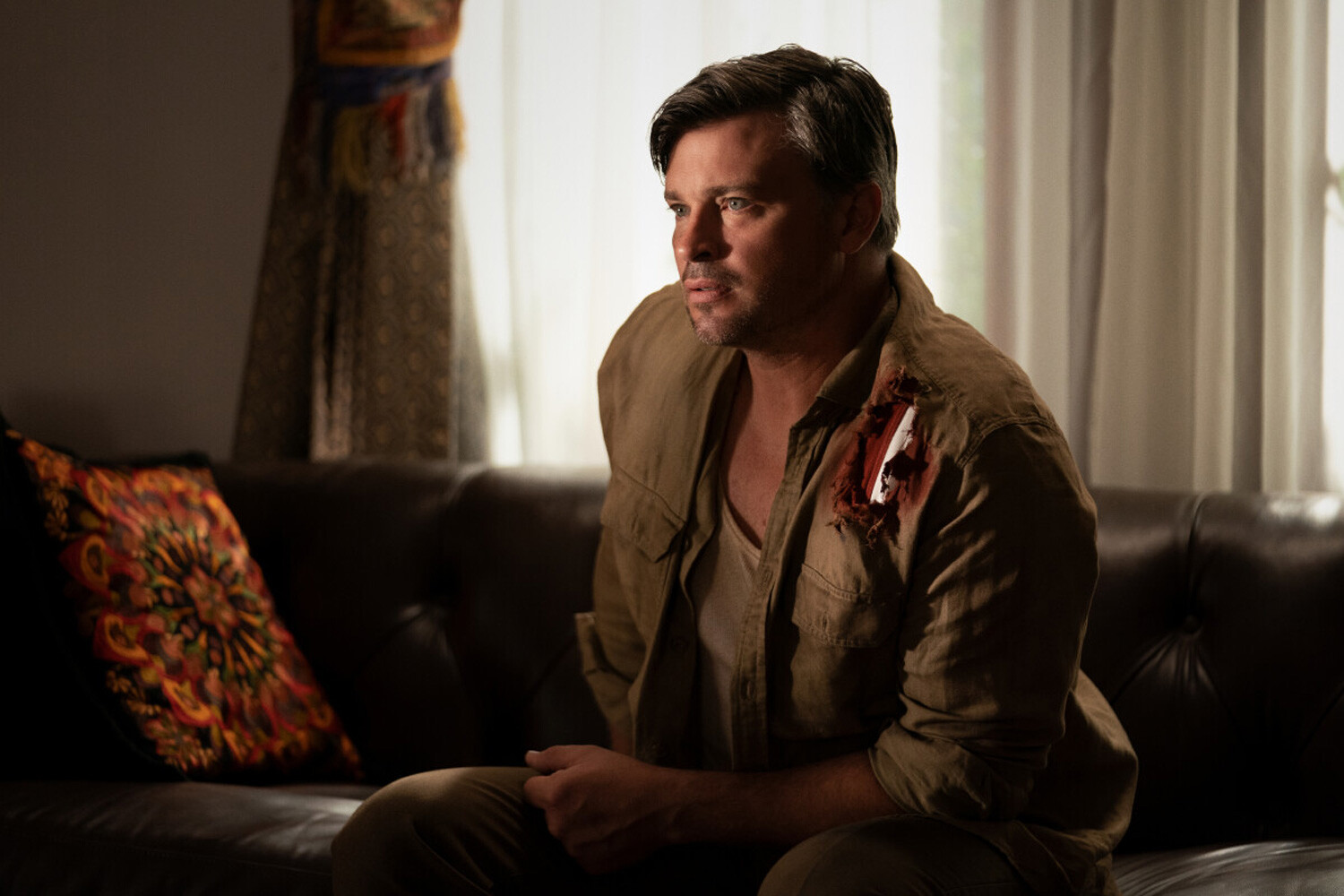 Вы его не узнаете! Как выглядит главный красавчик из &quot;Тайн Смолвиля&quot; (фото)