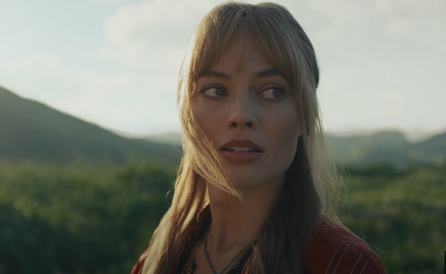 Делала ли &quot;пластику&quot; Марго Робби? Эксперт оценил изменения во внешности актрисы