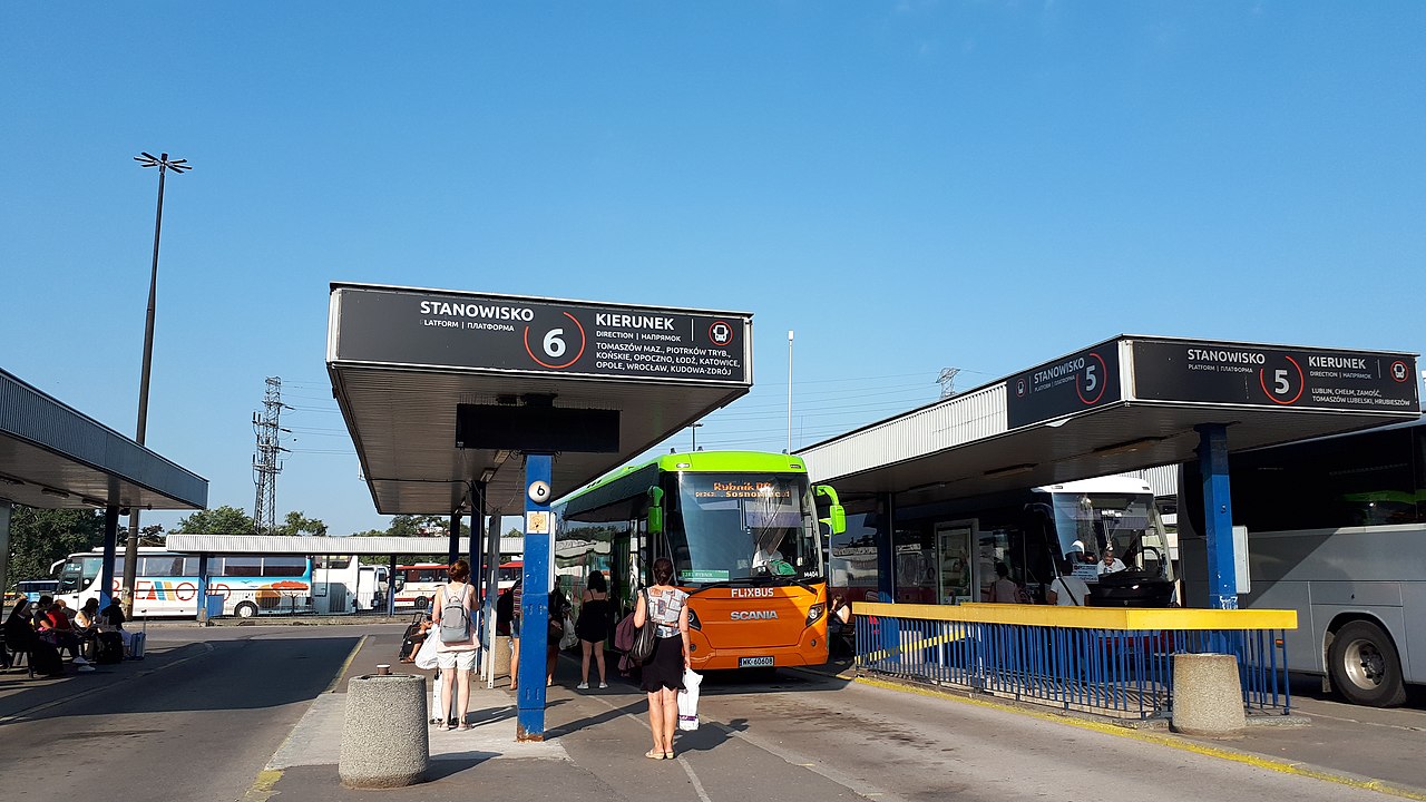 Альтернатива потягу. Як доїхати із Києва до Варшави автобусом