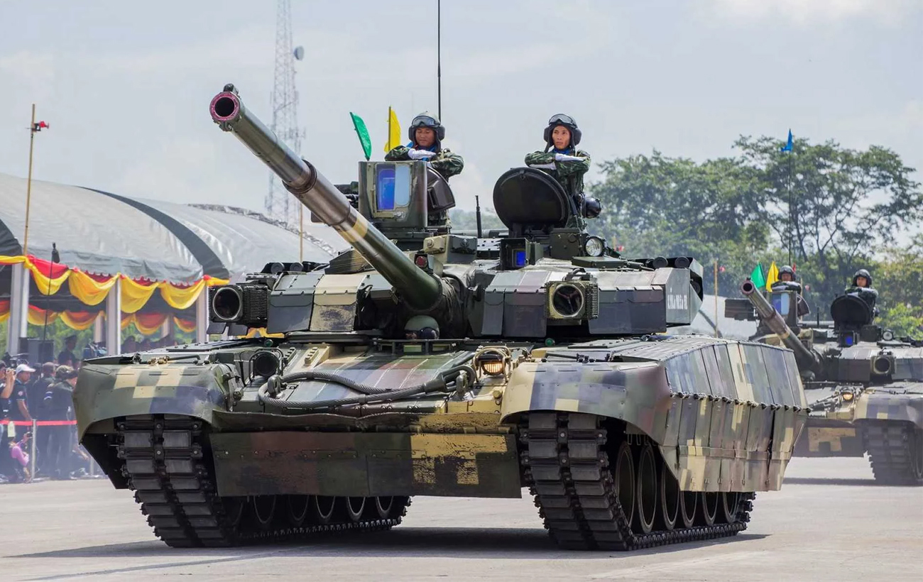 Від дронів до танків. Хто в світі хоче купувати українську зброю та що заважає експорту