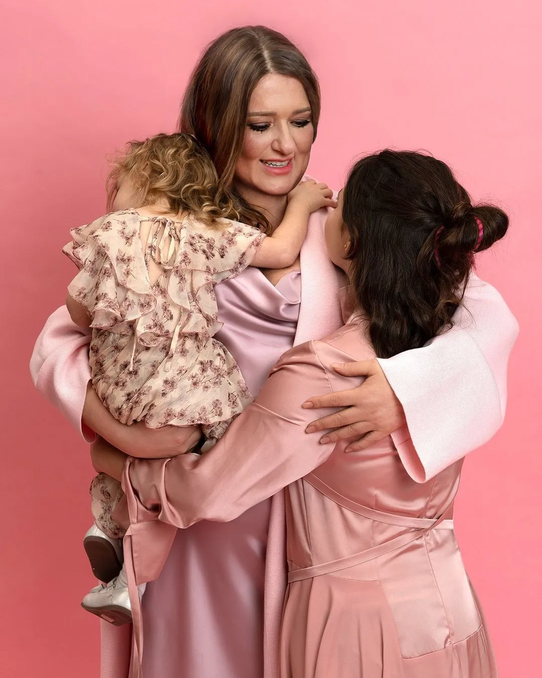 Могилевська розчулила фанів відео із привітанням її 12-річної названої донечки