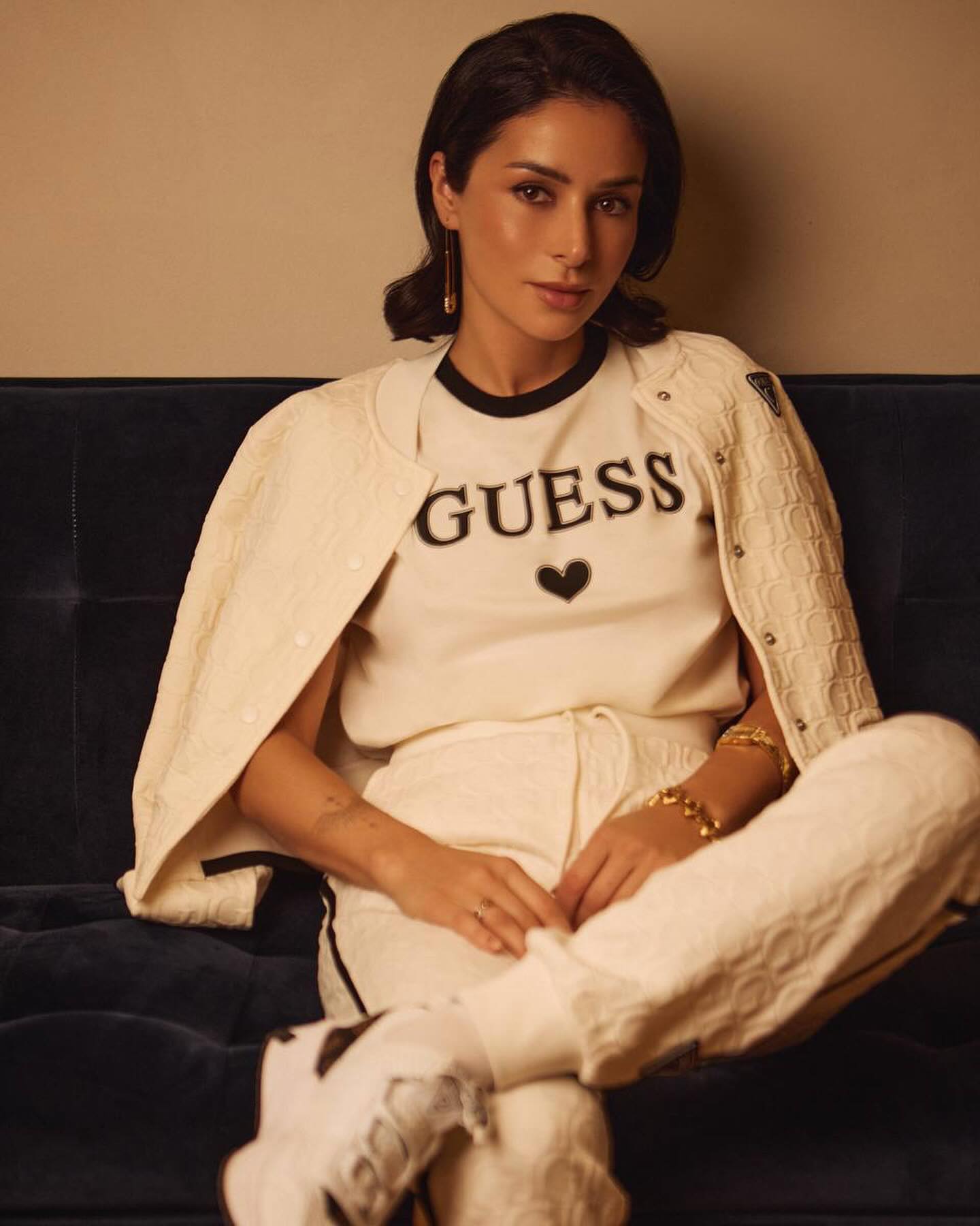 Злата Огнєвіч показала нові цікаві образи для весни 2024 (фото)