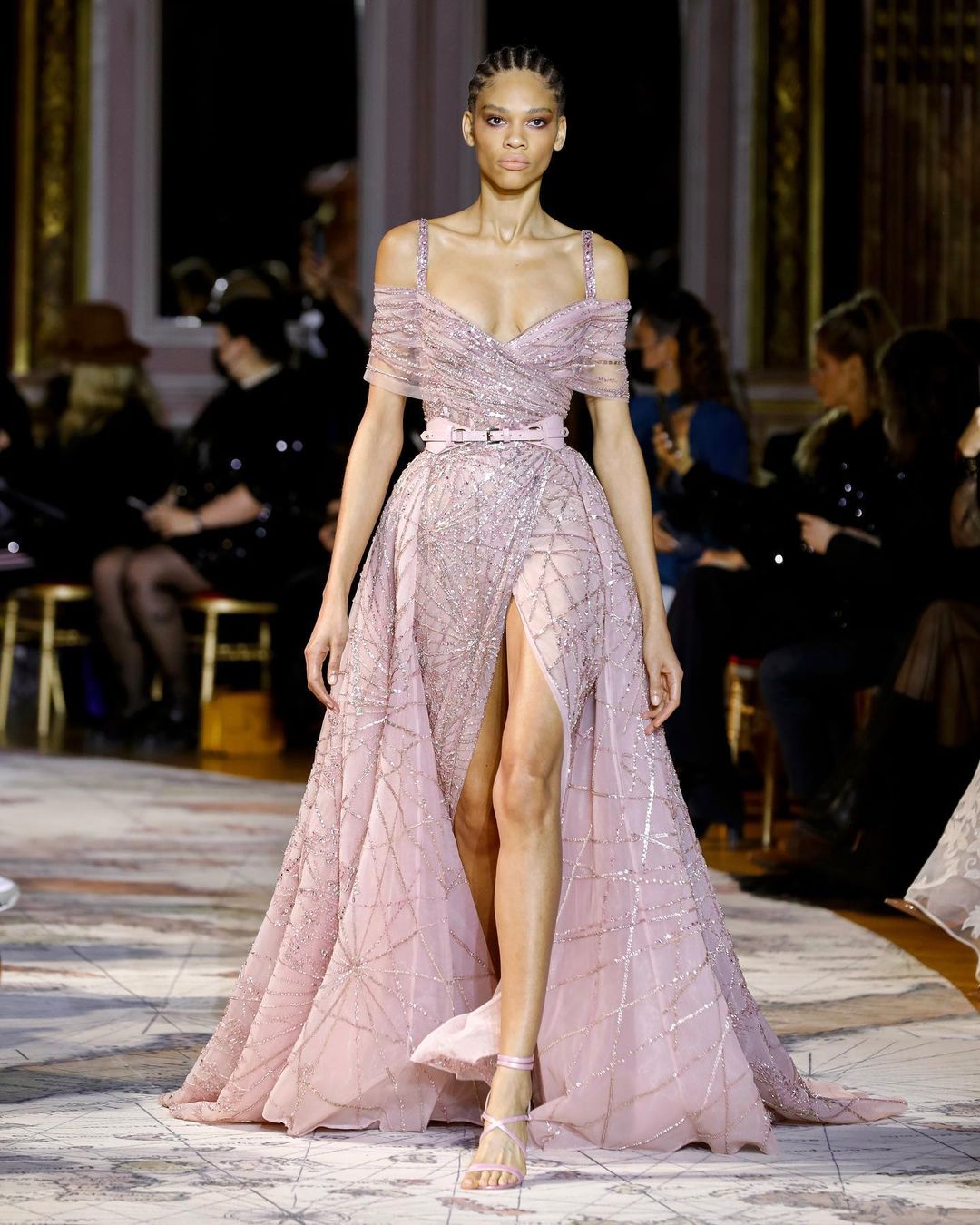 Готовимся к сезону весна-лето 2022: главные тренды Недели высокой моды