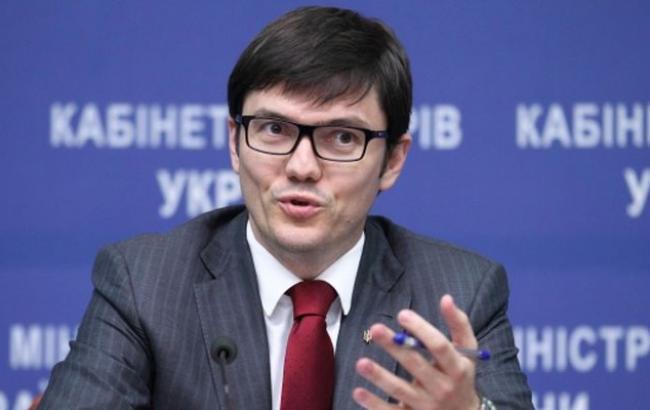 Мининфраструктуры просит Кабмин изменить систему штрафов грузовикам с перевесом