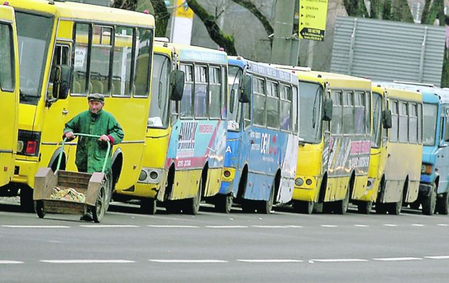 Власти Киева просят Кабмин разрешить им регулировать тарифы на перевозки пассажиров