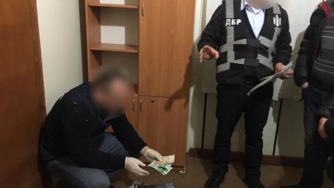 У Запорізькій області затримали на хабарі військового комісара