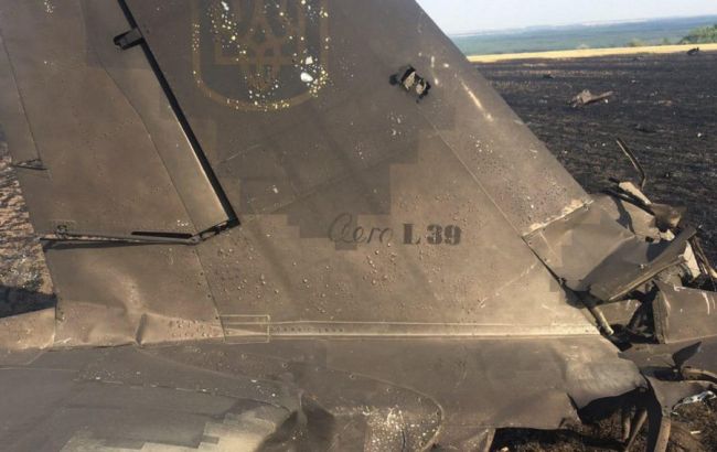 ДБР розслідує падіння учбового літака у Харківській області
