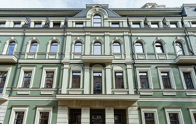 Компания НЕСТ завершила строительство бизнес-центра HILLFORT Business Mansion