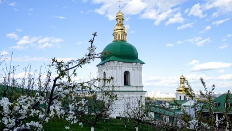 Киево-Печерскую лавру закрыли на карантин