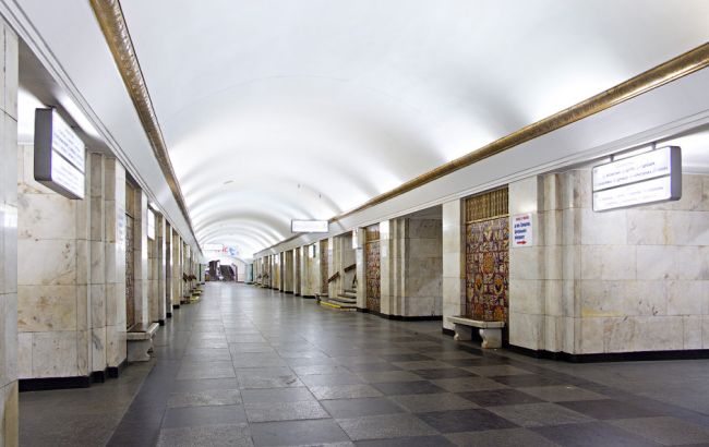 В Киеве закрывали станцию метро "Крещатик" после сообщения о минировании