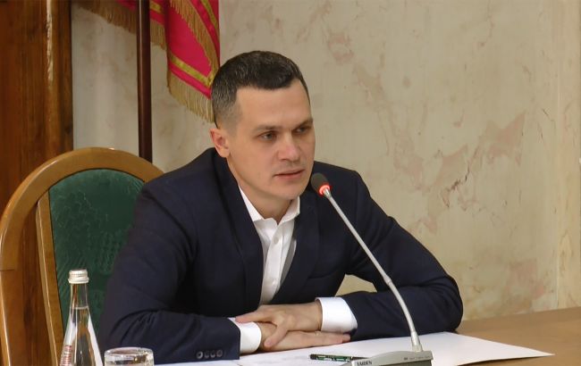Депутаты ХОГА поддержали инициативу Кучера выделить допсредства больным COVID-19 врачам