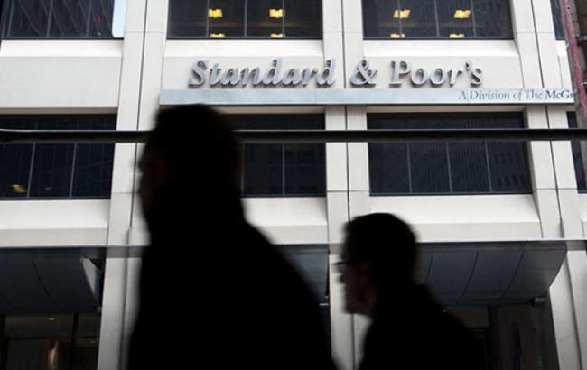S&P понизило долгосрочный кредитный рейтинг украинского "Альфа-банка" до ССС-