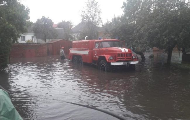 У Білій Церкві через зливу підтопило близько 10 будинків