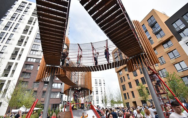 ДЕНЬ В ДЕНЬ: ОТКРЫТИЕ ФАЙНА ТАУН ОТ KAN DEVELOPMENT