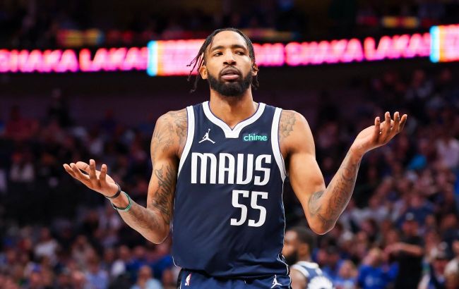 Форвард "Далласа" безумным путбэком не спас от неудачи в Оклахоме: момент дня в НБА