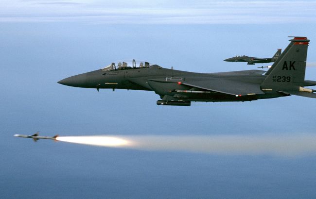 Против дронов. США направили на Ближний Восток части ракет, которые должна была получить Украина, - WSJ