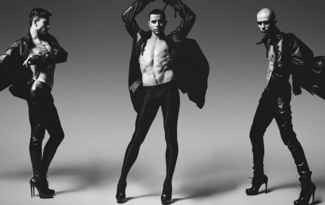 Эпатажная группа KAZAKY больше не обует каблуки