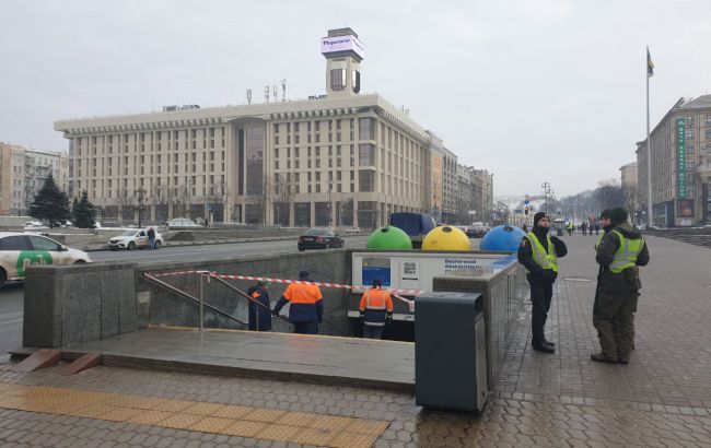 В Киеве обвалился потолок в переходе на Майдане Незалежности, вход закрыт