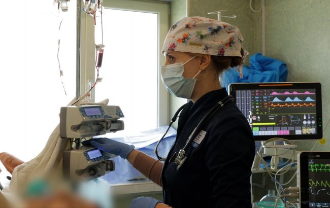 Нескінченна зміна. Один день з медиками лікарні Мечникова, де щодня рятують військових