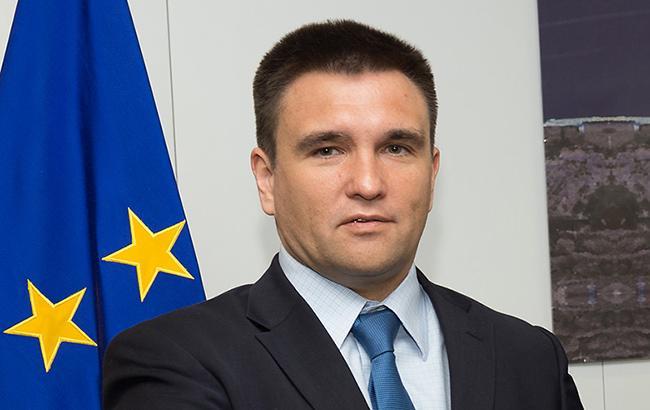 Авіакатастрофа в Алжирі: Клімкін висловив співчуття сім'ям загиблих