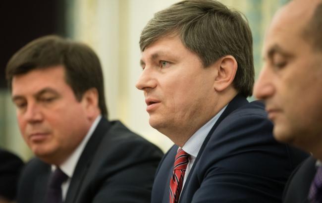 Рада должна разрешить допуск иностранных военных к учениям в Украине в 2017, - Герасимов