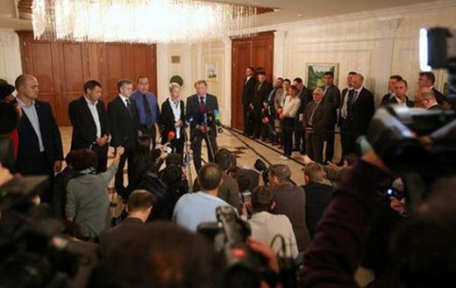 Лидеры ДНР/ЛНР отказываются подписать предложенное в Минске соглашение, - источник