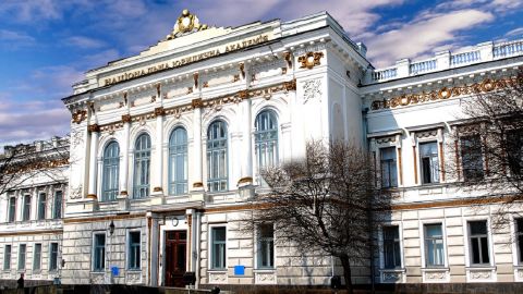 Доцент харківського вишу на лекціях труїла російські фейки про "Азов": чим обернувся скандал