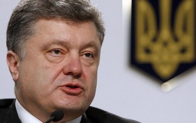 Порошенко зарегистрировал в Раде законопроект об отмене внеблокового статуса Украины