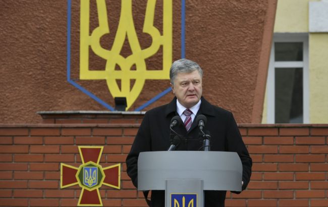 Порошенко сьогодні відвідає Донбас