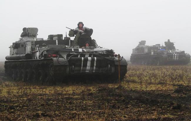 Бойовики 14 раз обстріляли позиції сил АТО, - штаб