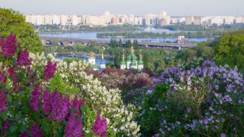 В мае украинцев ждут два дополнительных выходных дня