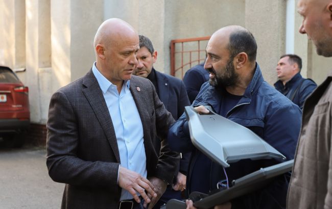 Труханов: на улицах Одессы должно быть светло и безопасно