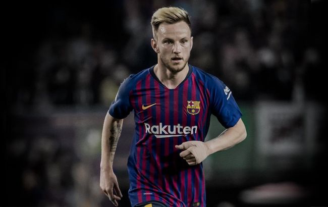 "Барселона" может расстаться с двумя полузащитниками