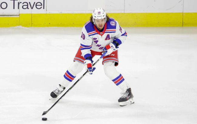 Нападник "Рейнджерс" з дублем шайб і букетом асистів став головною зіркою вечора НХЛ: відео